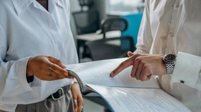 Changes and Opportunities Brought by US Listing In-depth Analysis of Enterprise Internationalization Pathways Changes and Opportunities Brought by US Listing In-depth Analysis of Enterprise Internationalization Pathways